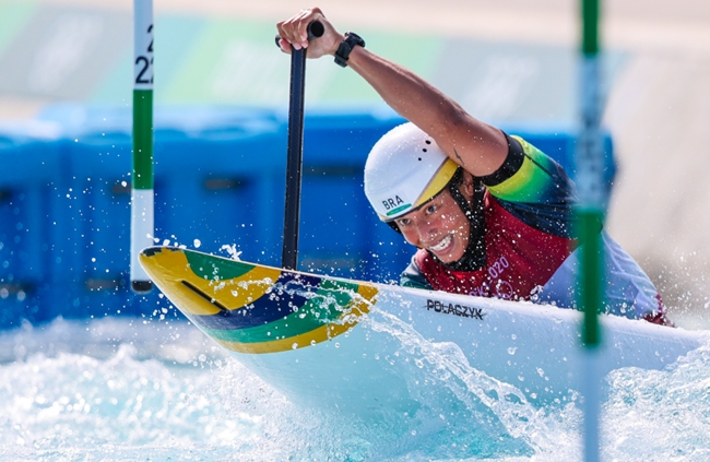 Ana Sátila é prata em etapa da Copa do Mundo de canoagem