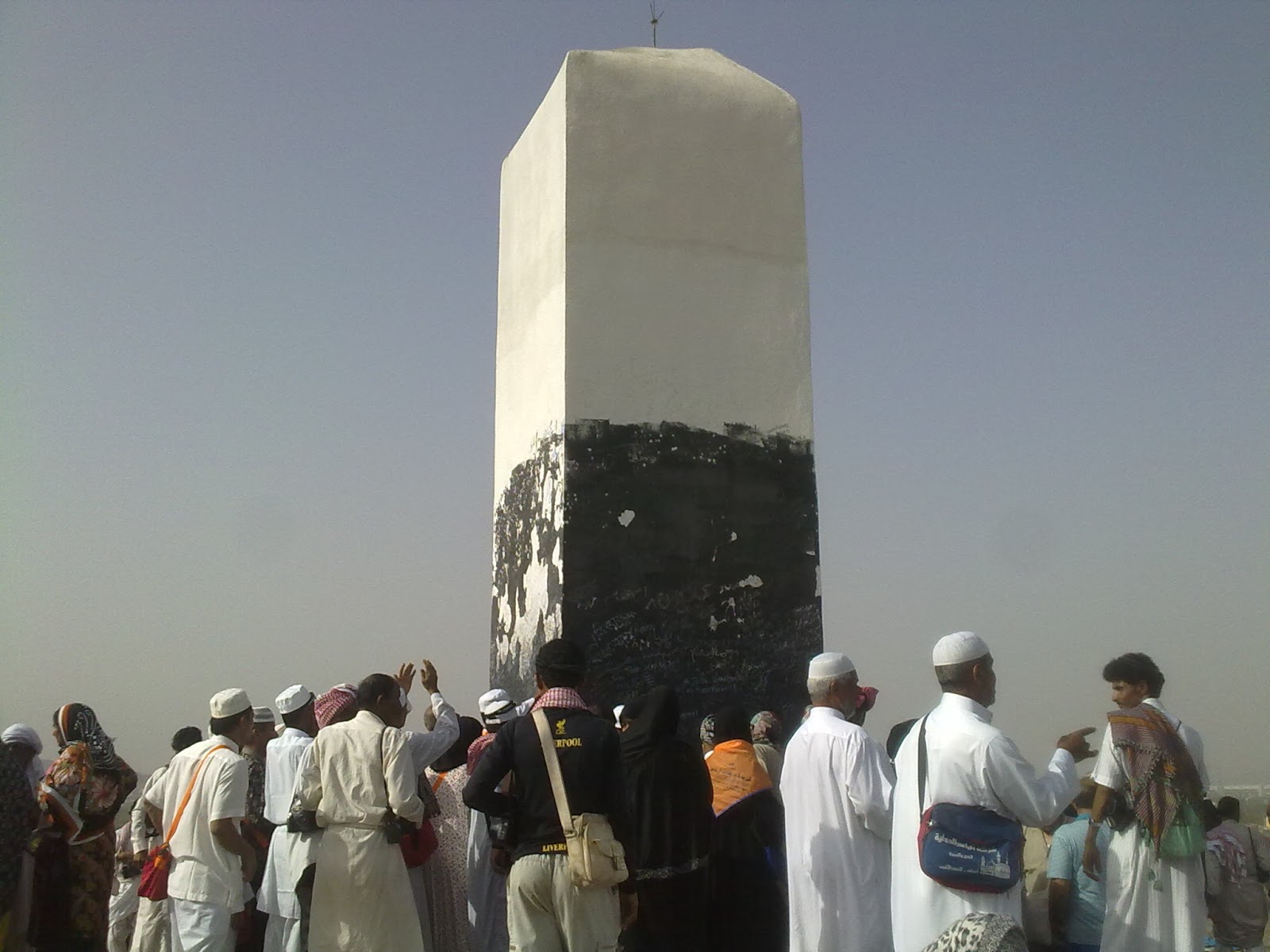 BIN MUHDOR : JABAL RAHMAH ARAFAH