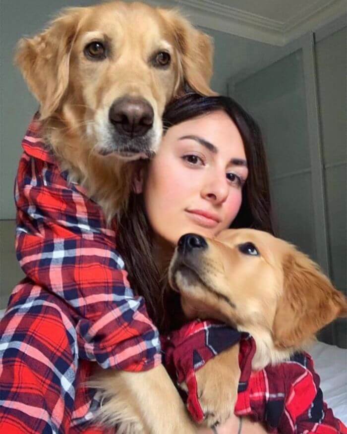 30 Adorable Pictures Depict The Loving Relationship Between A Woman And Her Dogs