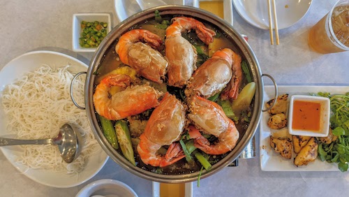 House special prawns hot pot (small) Lẩu Tôm Càng Đặc Biệt