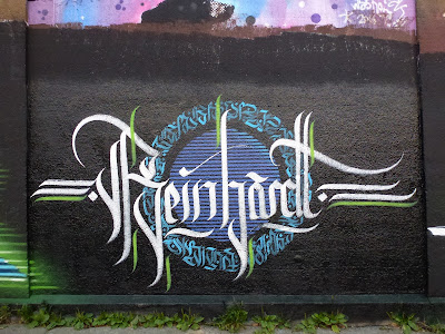 Feines Graffiti aus der Ecke: Kalligrafie an der Tumblingerstraße in München