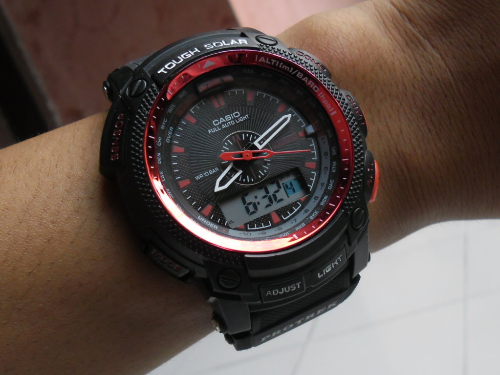 CASIO PROTEK PRG 500G (BLACK-RED)