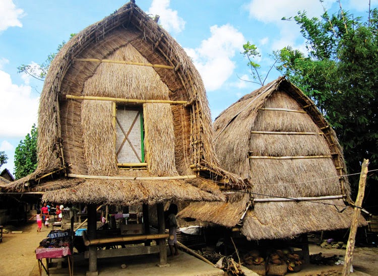 Keunikan Rumah Adat Dusun Sade Lombok