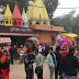 गाजीपुर में कड़कड़ाती ठंड के बीच हुआ नववर्ष का स्वागत, मंदिरों में दर्शन-पूजन को जुटी भीड़