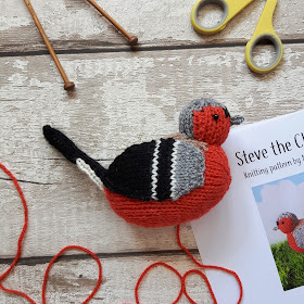 Chaffinch knitting pattern by Nicky Fijalkowska