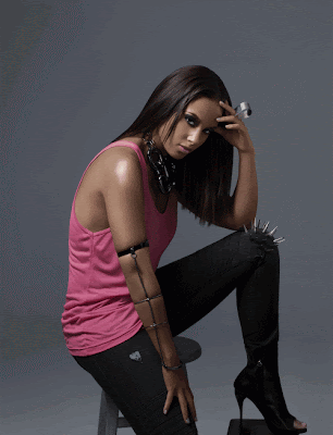 Alicia Keys+Element of Freedom_fashionablyfly.blogspot.com