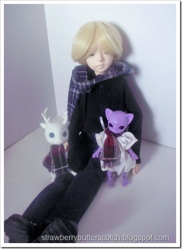 Cute felt coats for ball jointed dolls.