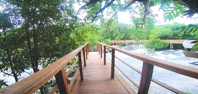 ឡាវ៉ាលី អេកូរីស៊ត La Valle Eco Resort