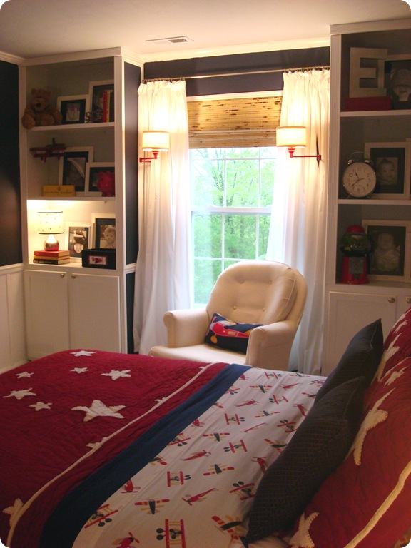 airplane boy room