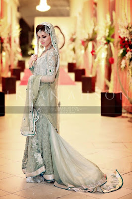 Top 10 white and cream Pakistani bridal dress