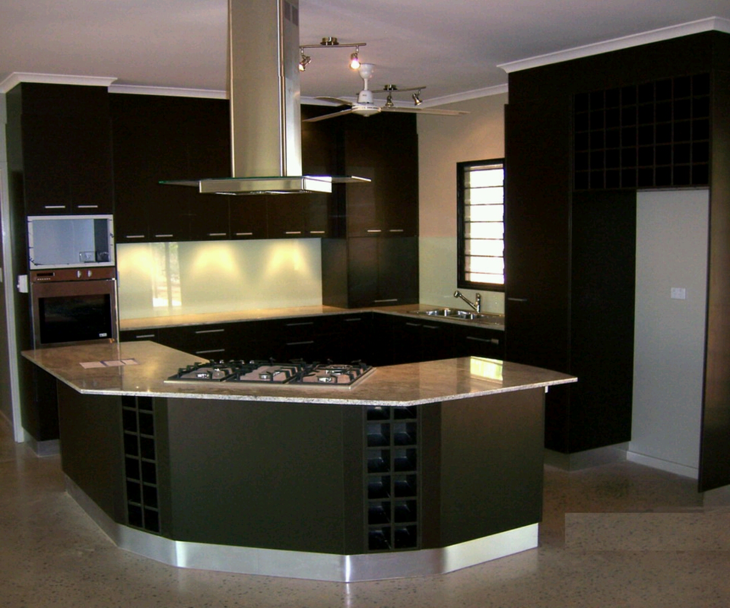 Images Of A Kitchen