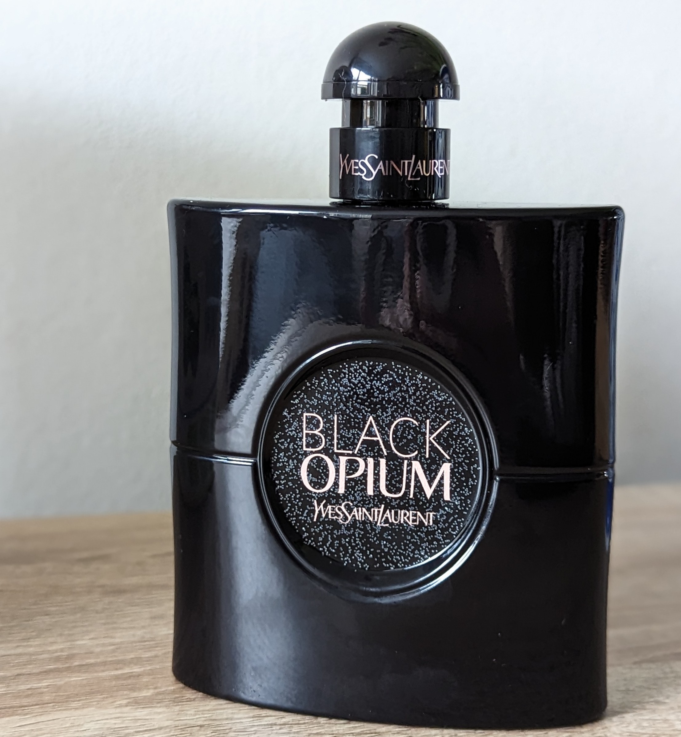 Lippy in London : YSL Black Opium Le Parfum