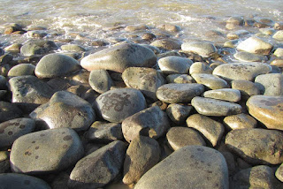 Almost lifeless boulder beach