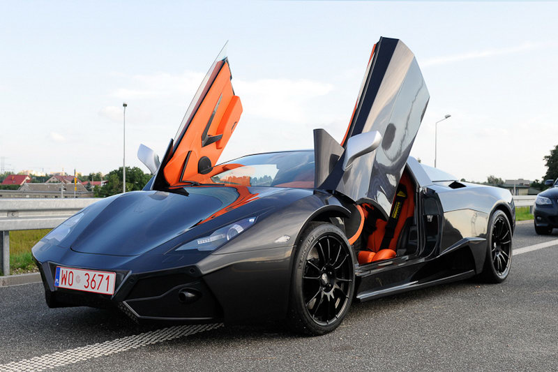 Arrinera Supercar