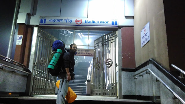 badkal mor metro station