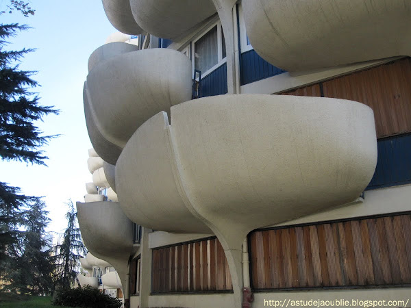  Créteil - Les Choux - Dalhia - Epis de maïs - Maisons-fleurs Architecte: Gérard Grandval Construction: 1969 à 1974.