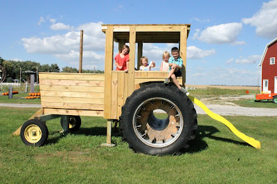 Enchanted Acres Sheffield, Iowa Midwest Pumpkin Patch Scavenger Hunt - Tractor Playground