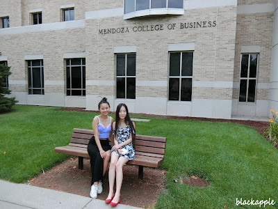 Day trip to Indiana_university of notre dame_by black apple