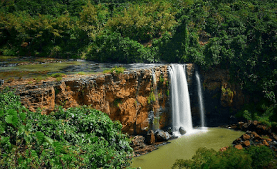 Air Terjun Curug Awang Geopark Ciletuh