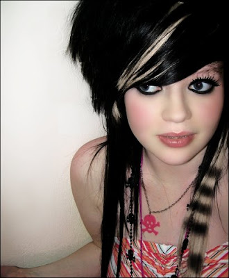 emo hairstyles for girls with round faces. Short Hairstyles Round Faces.