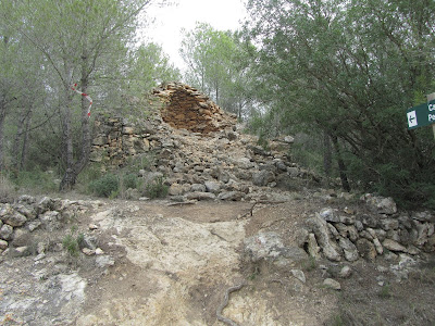 GR-92 - Santa Oliva a La Pobla de Montornès; GR-92, camí de La Pobla de Montornès a Bonastre, Barraca de Pedra Seca