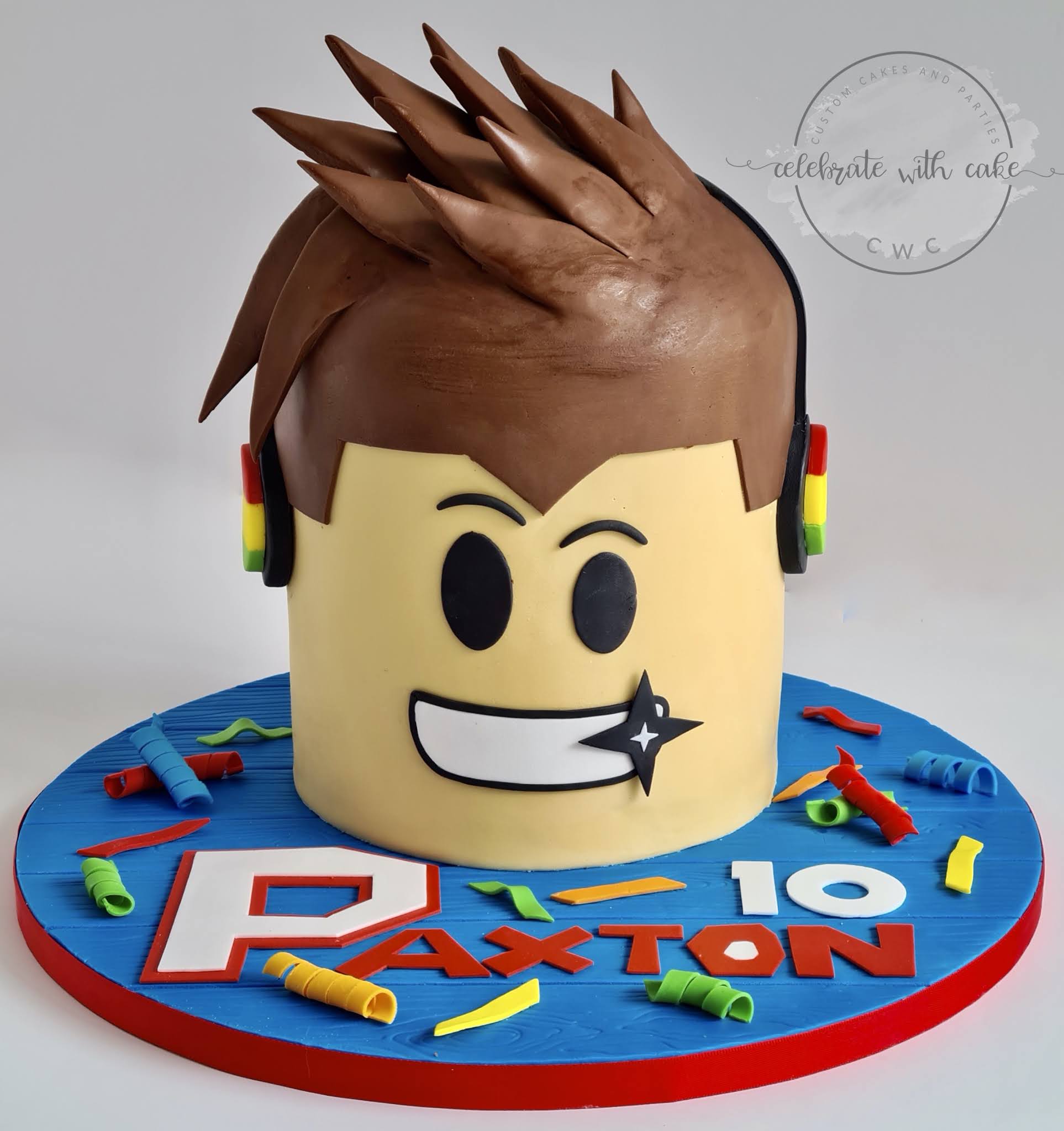 Celebrate With Cake Roblox Logo Head 3d Sculpted Cake - roblox dolphin head