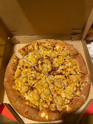 Pizza Hut's KFC Pizza (February 2020)