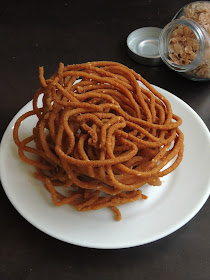 Aval Murukku, Red rice flakes Murukku