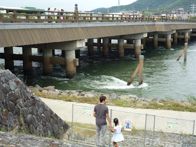 宇治橋と宇治川