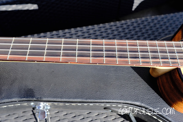 ZT Baritone Ukulele fingerboard