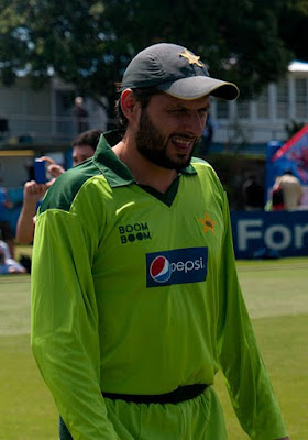 Shahid Afridi tests positive for Covid-19, asks fans to keep him in prayers