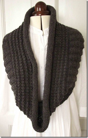 Eternity-scarf,-om-halsen2