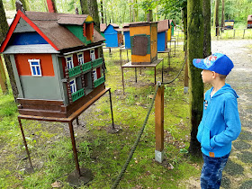 Park Olbrzymich Owadów - Ostrów Wielkopolski - podróże - podróże z dzieckiem - Jezioro Piaski Szczygliczka - jednodniowe wycieczki z dzieckiem - Wielkopolska z dzieckiem - Polska z dziećmi 