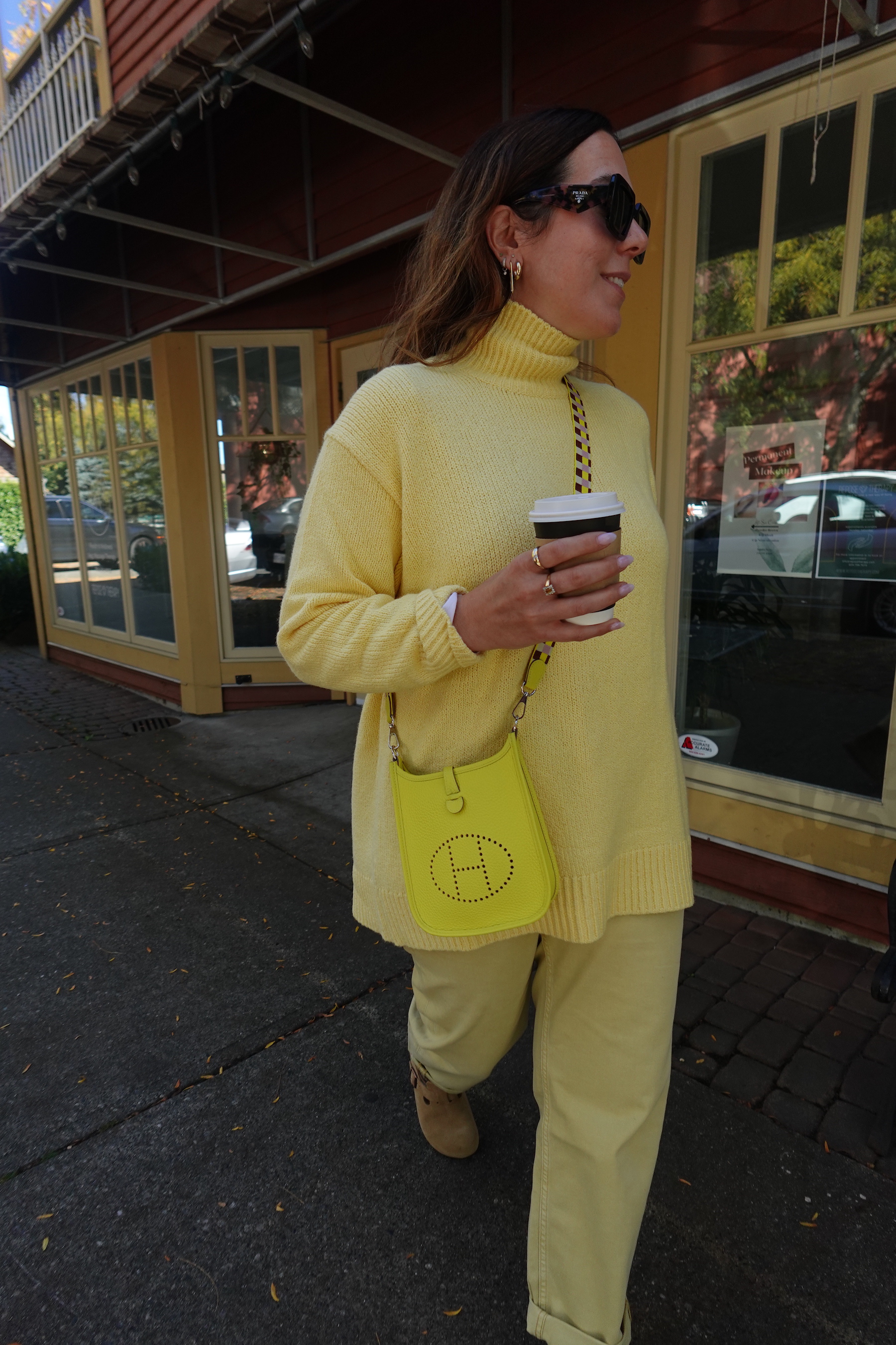 fall sweater outfit monochrome yellow uniqlo c cos  hermes evelyne tpm