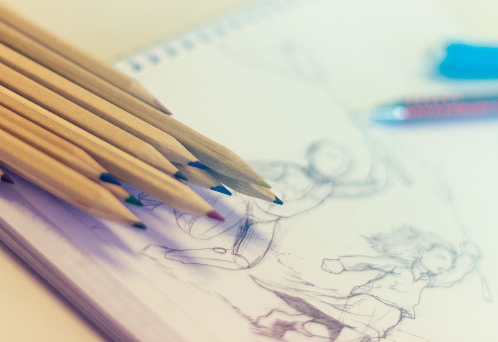 Aprendendo a Desenhar e Colorir