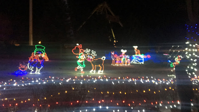 Christmas Light Characters Lake Compounce Holiday Lights