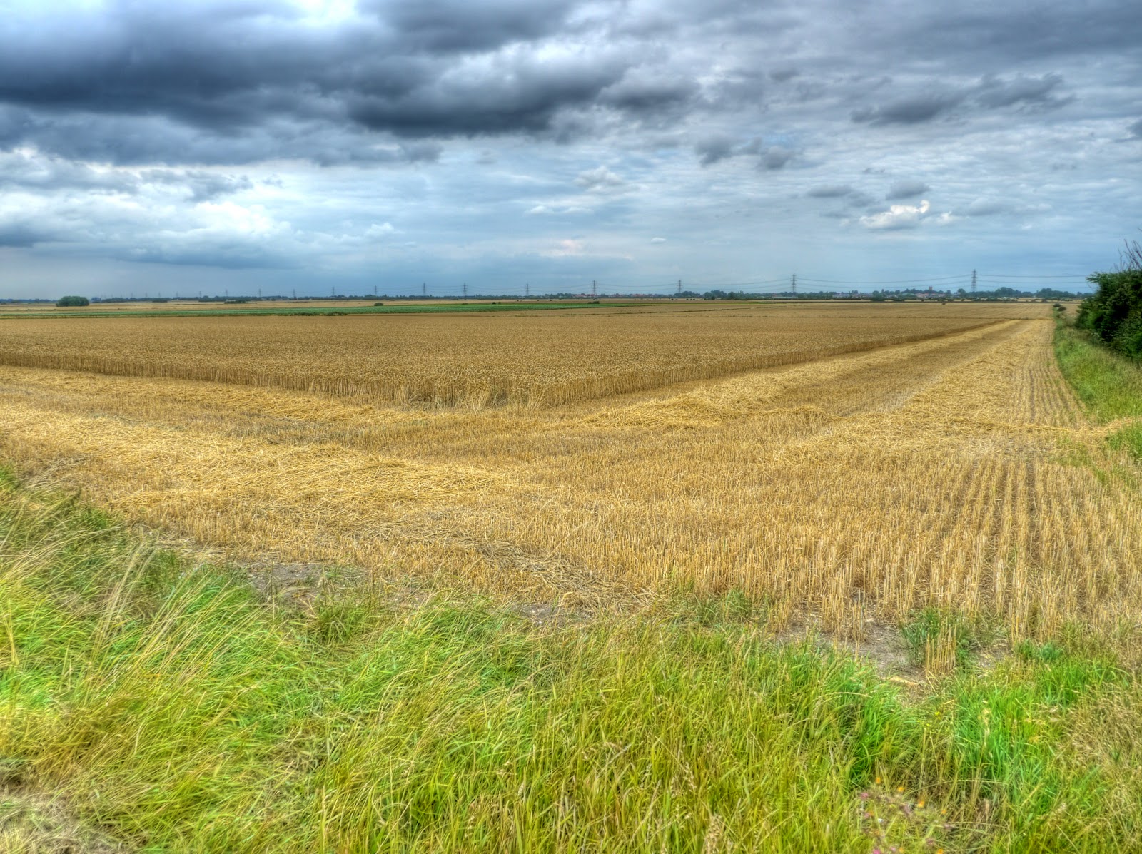 P1150719_3_4_5_6_7_8_tonemapped.jpg