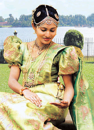 south indian wedding attire for women