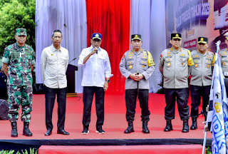 Kurangi Beban Jalan Tol dan Arteri, Kapolri Lepas 434 Bus Mudik Gratis Polri Presisi