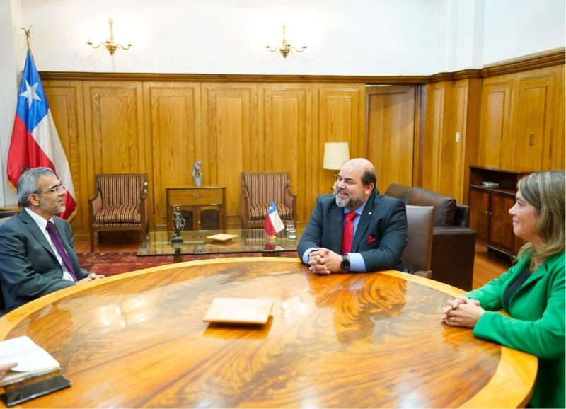 Luis Cordero Vega, Alejandro Gómez Cortés y Carolina Araya López