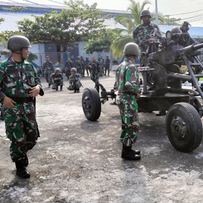 Antisipasi Serangan Musuh Melalui Udara, Prajurit Petarung Yonmarhanlan I Laksanakan Drill Meriam 37 MM