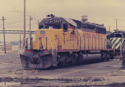 Union Pacific SD40-2 3507