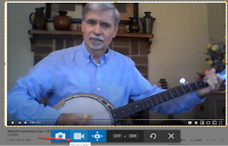 Man playing banjo