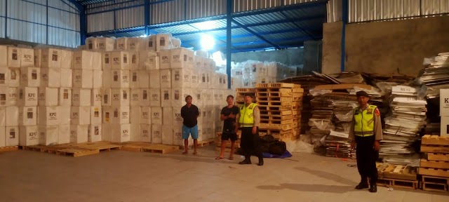Polres Karangasem kembali Perketat Pengamanan Gudang Logistik Pemilu setelah Kotak Suara Berada di Gudang KPU