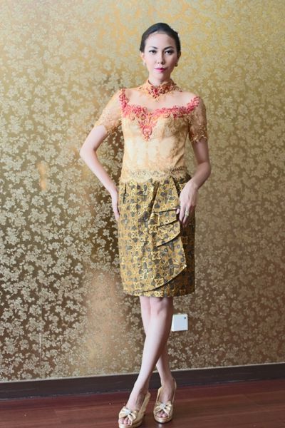 Contoh Kebaya  Modern  Rok Pendek  untuk  Remaja Kumpulan 