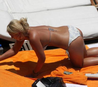 Brooke Hogan skimpy bikini