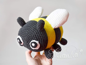 Krawka: Bumblebee bee bug crochet spring pattern by Krawka