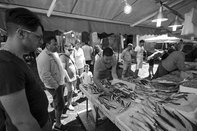 La pescheria-mercato del pesce-Catania