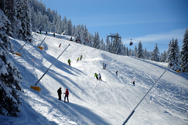 chairlift forfait ski gstaad