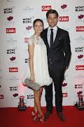 olivia palermo, johannes huebl, Dress, White, men, suit, marchesa, clutch, .